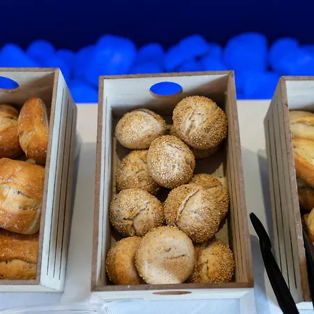 Petit Palace Tamarises Getxo