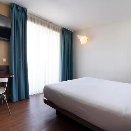 Hotel Petit Palace Tamarises Getxo