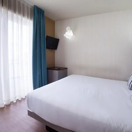 Petit Palace Tamarises 3* Getxo