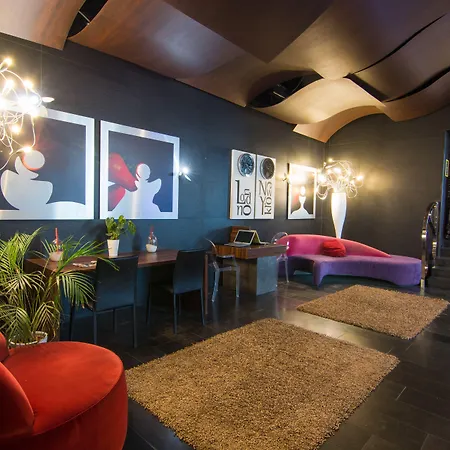 Hotel Petit Palace Tamarises 3*