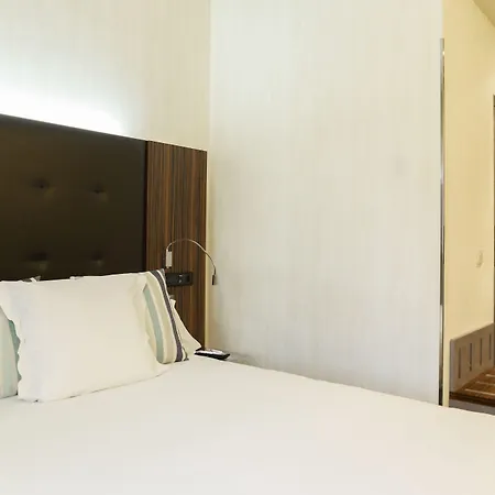 Petit Palace Tamarises