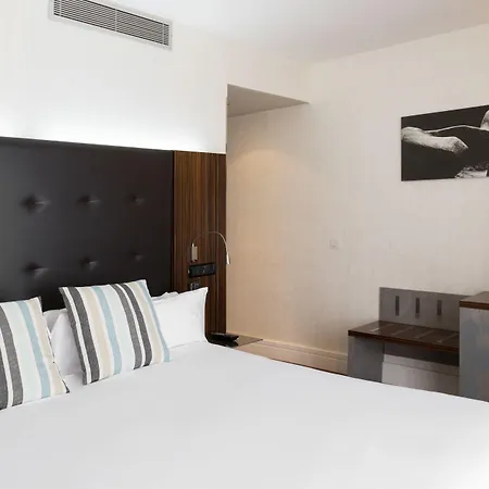 Petit Palace Tamarises 3* Getxo