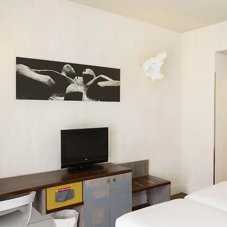 Petit Palace Tamarises 3*