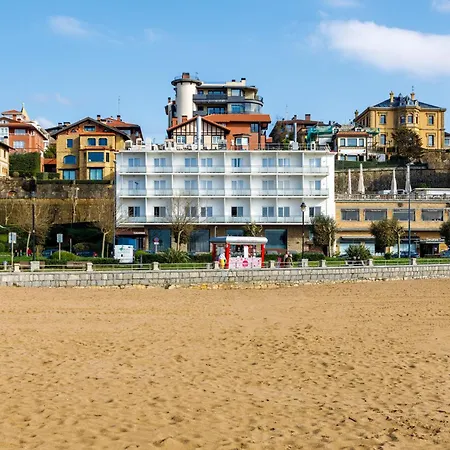 Petit Palace Tamarises 3* Getxo
