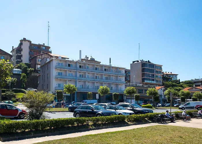 Petit Palace Tamarises Hotel