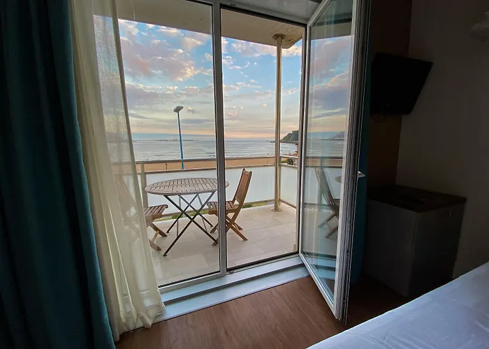 Petit Palace Tamarises 3*