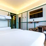 Petit Palace Tamarises Getxo