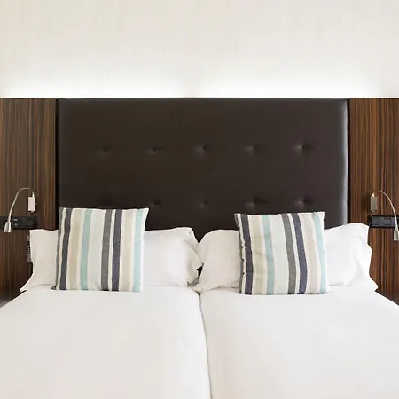 Szálloda Petit Palace Tamarises 3*