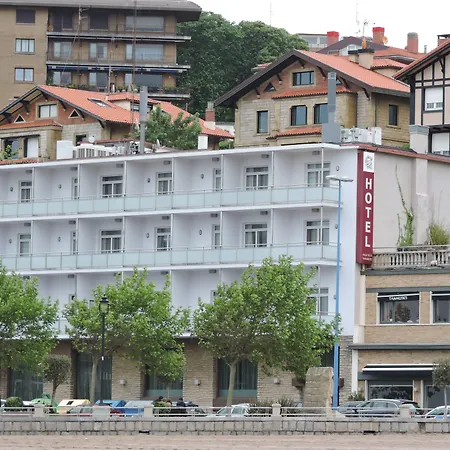 Petit Palace Tamarises Hotel