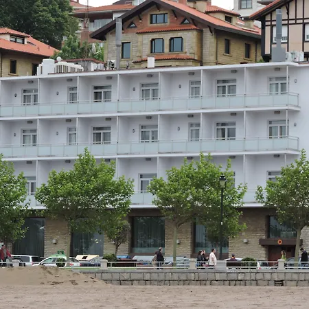 Hotel Petit Palace Tamarises Getxo