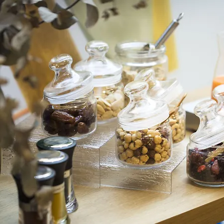 Petit Palace Tamarises Hotel