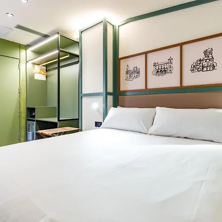 Szálloda Petit Palace Tamarises 3*