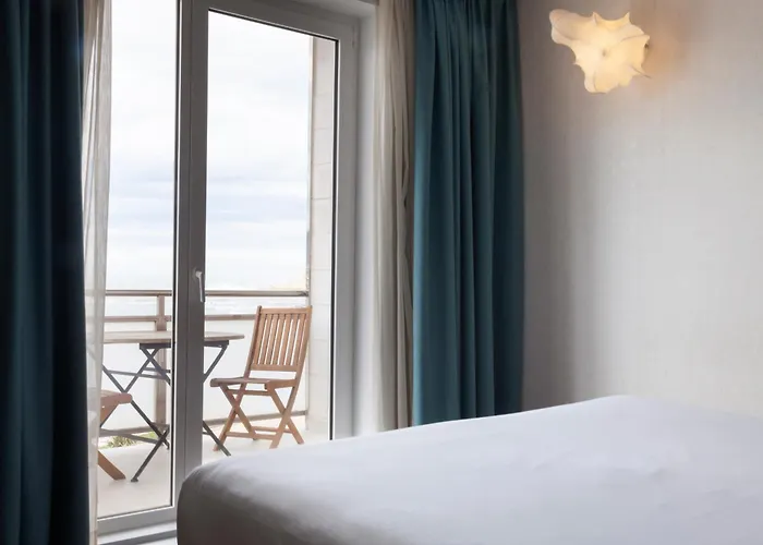 Petit Palace Tamarises 3*