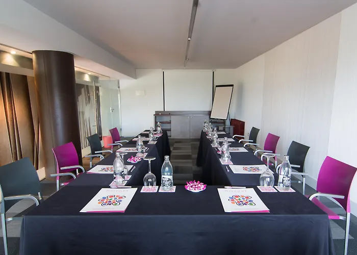 Petit Palace Tamarises Getxo