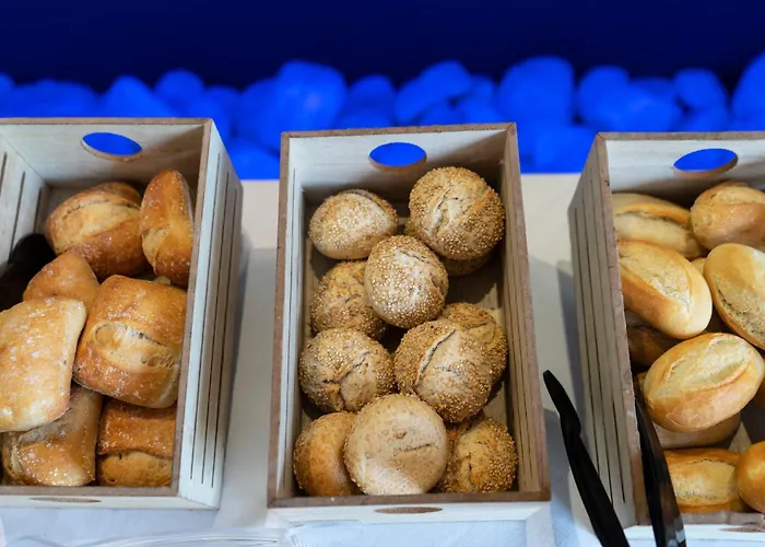 Petit Palace Tamarises Getxo