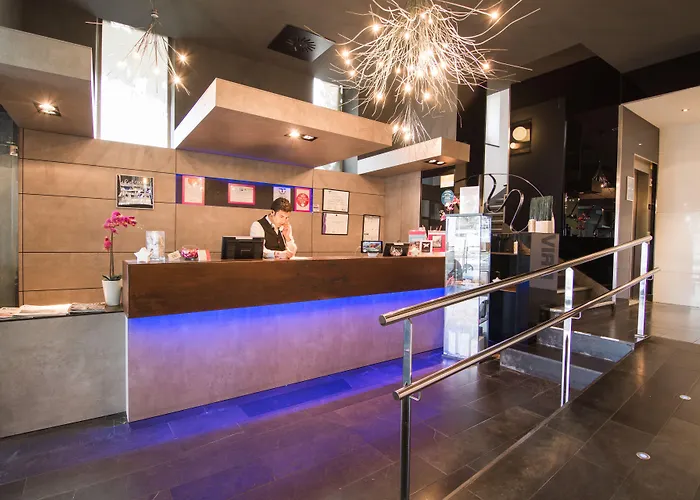 Petit Palace Tamarises Getxo