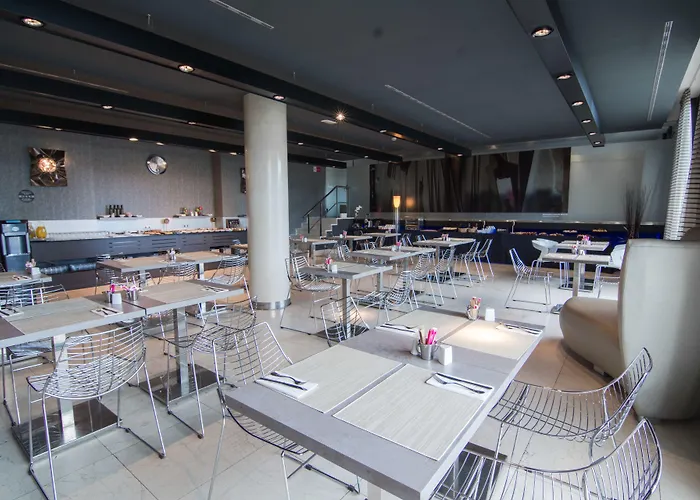 Petit Palace Tamarises