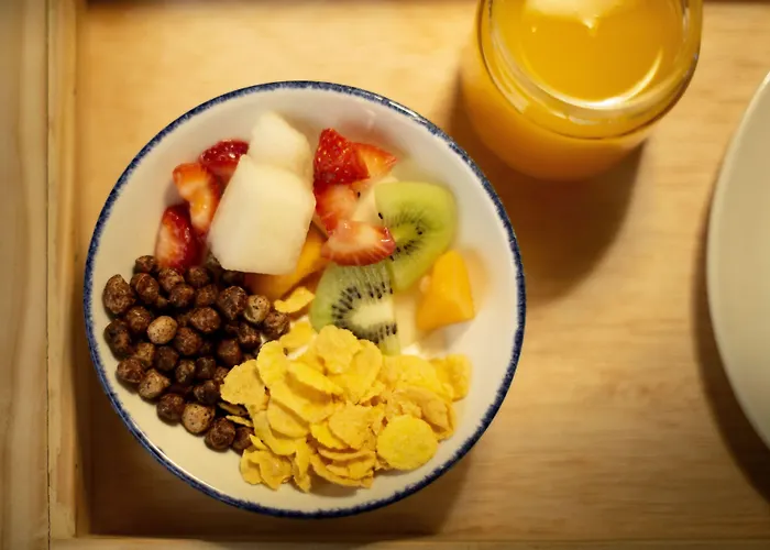 多摩升佩蒂特宫酒店 酒店 3*