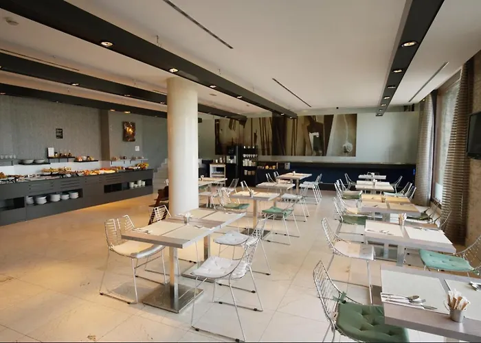 Petit Palace Tamarises